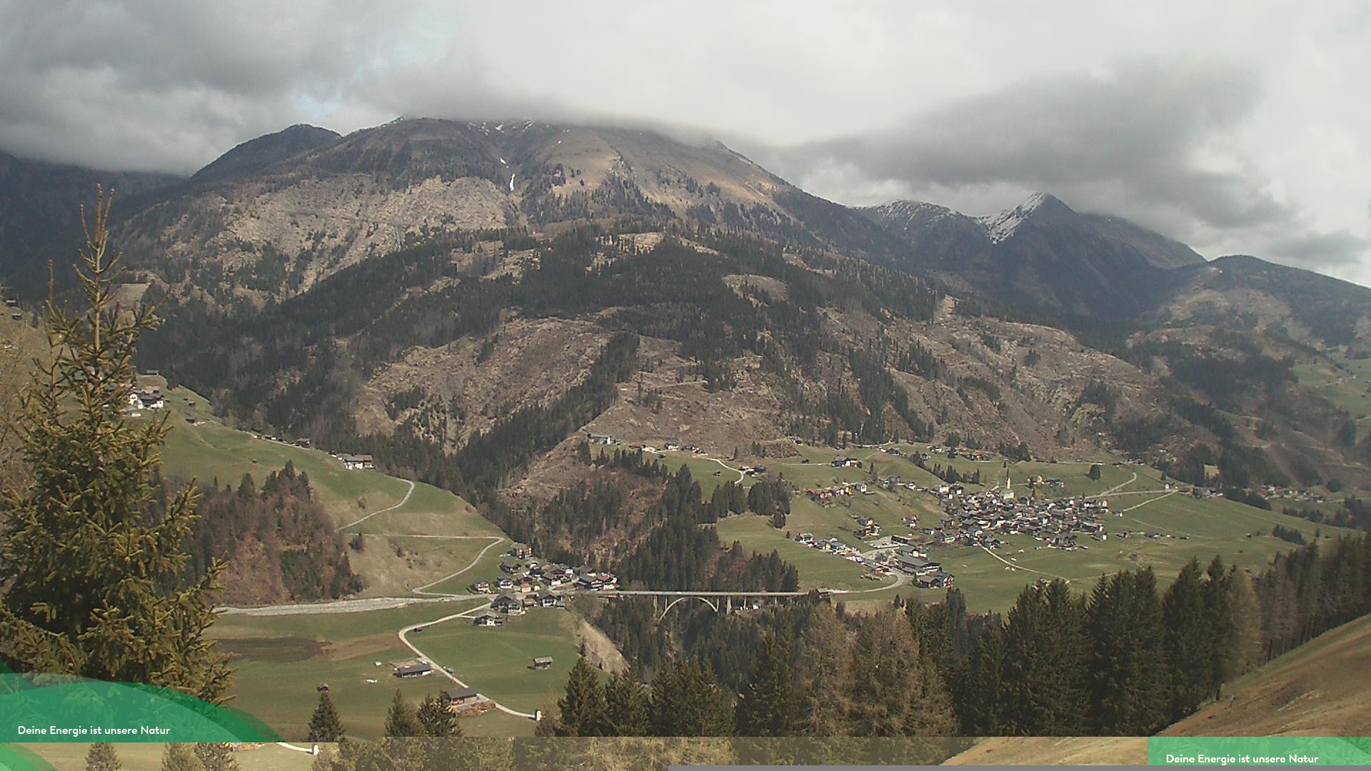 Archived image Webcam Lesachtal View over the valley