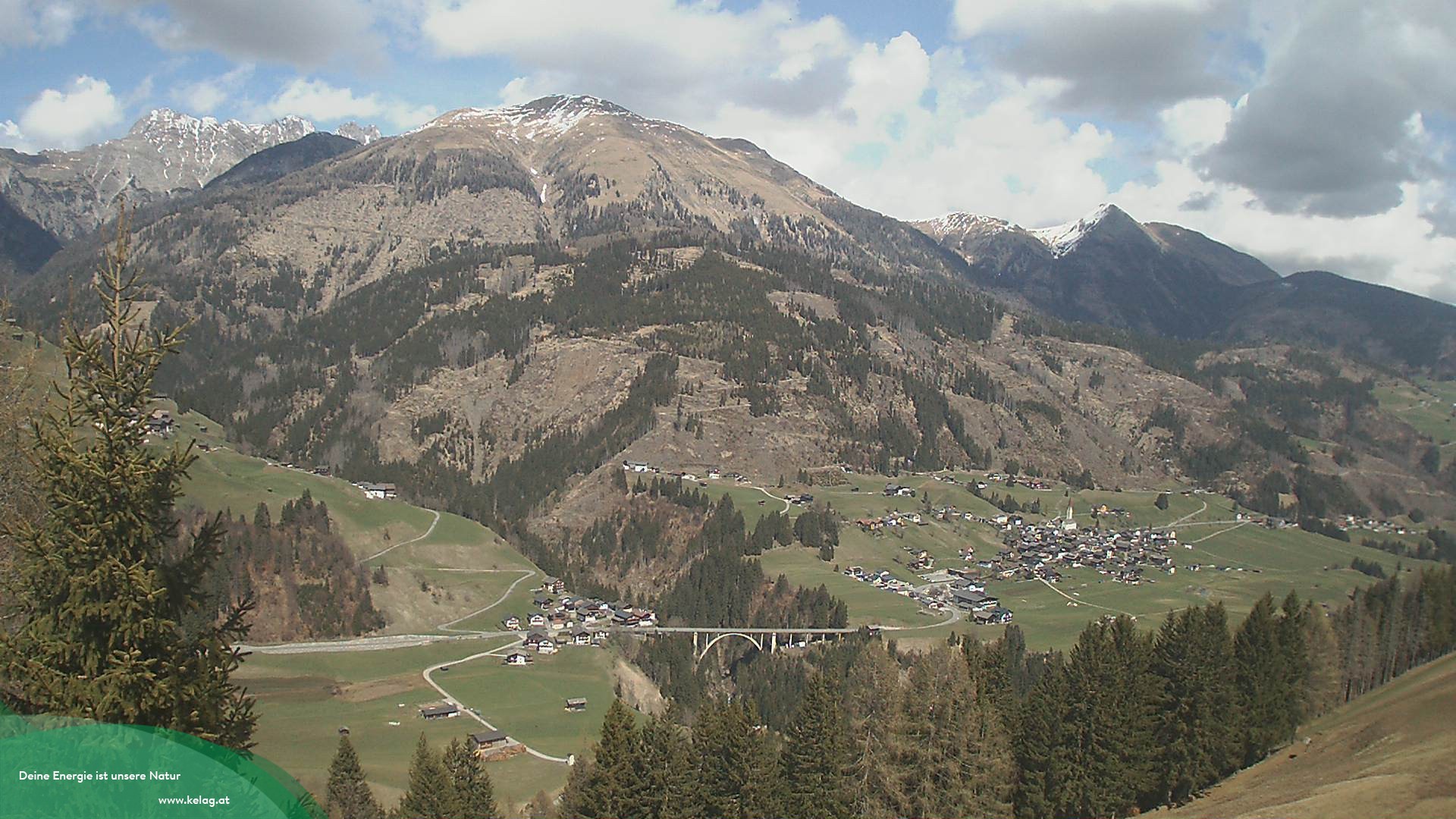 Archived image Webcam Lesachtal View over the valley