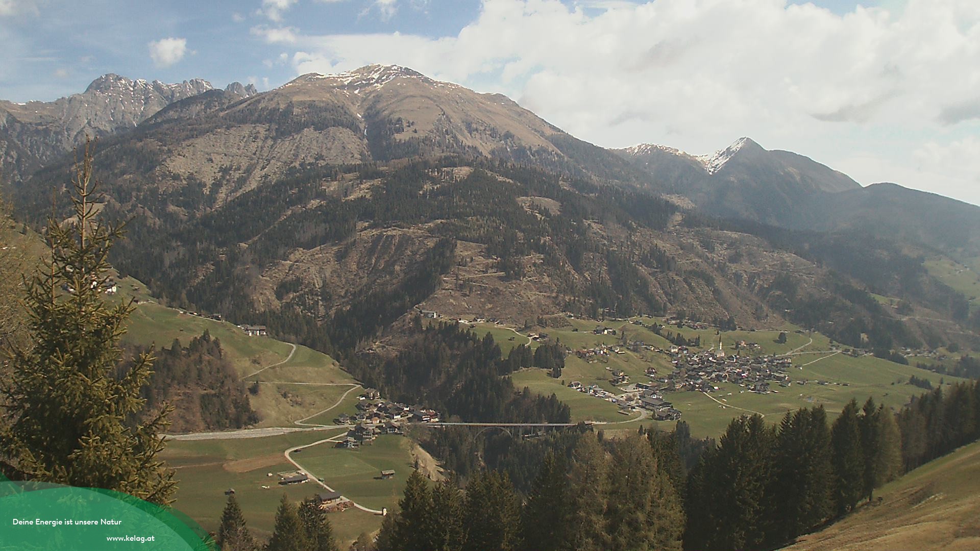 Archiv Foto Webcam Lesachtal Blick über das Tal