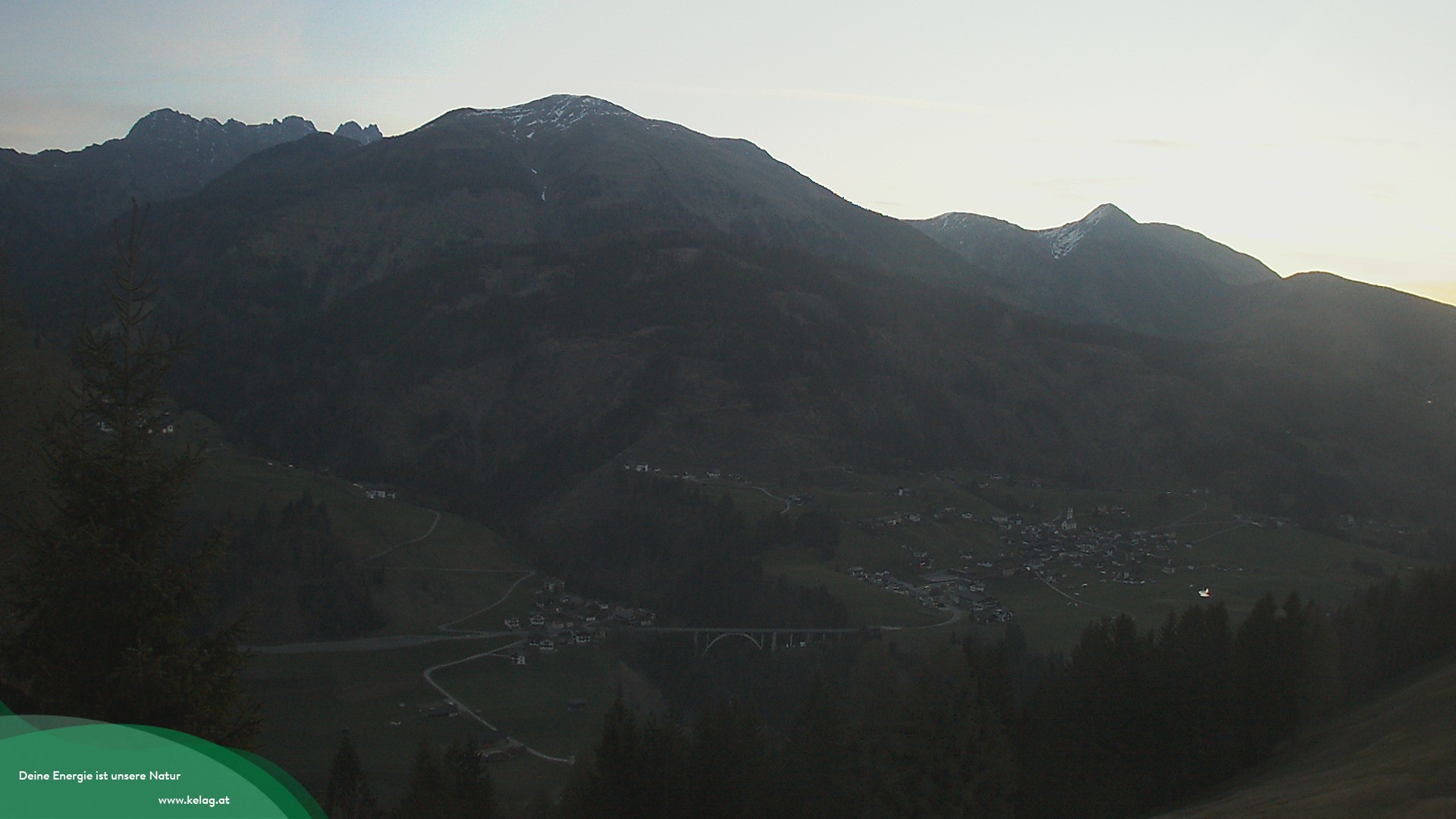 Archiv Foto Webcam Lesachtal Blick über das Tal