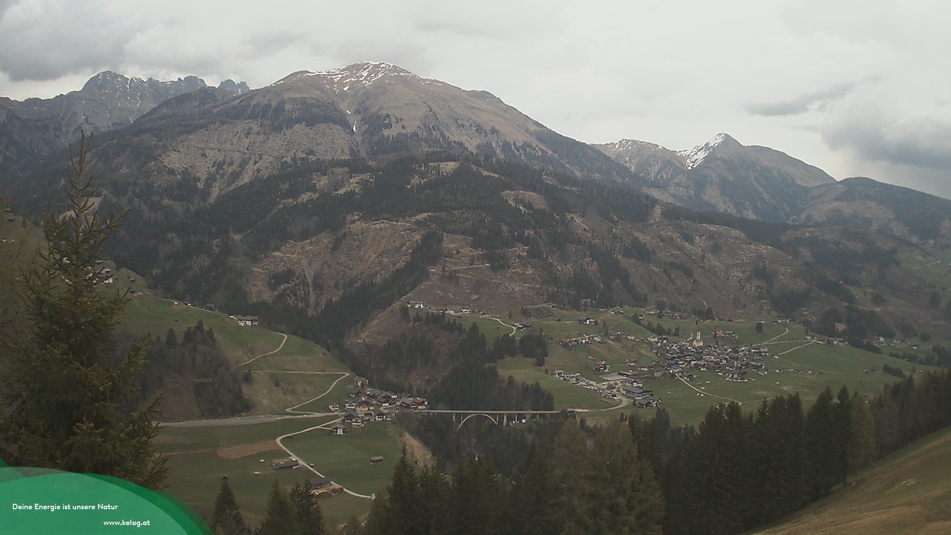 Archiv Foto Webcam Lesachtal Blick über das Tal