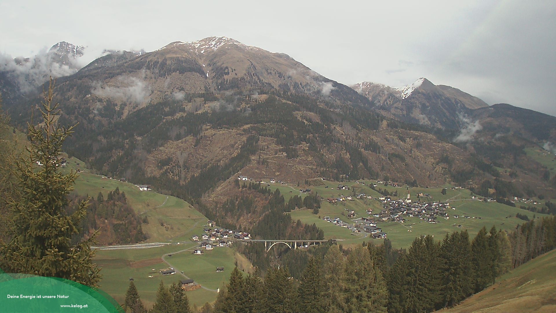 Archiv Foto Webcam Lesachtal Blick über das Tal