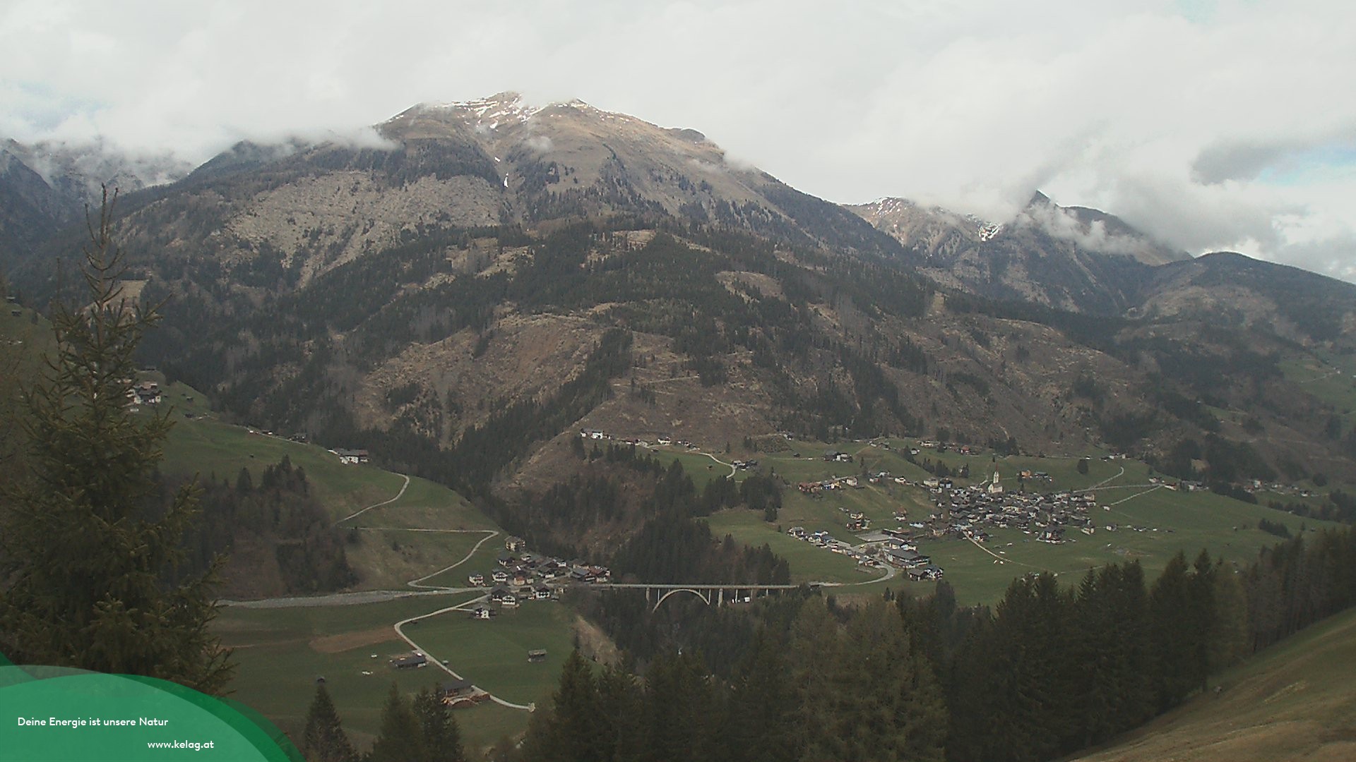 Archived image Webcam Lesachtal View over the valley