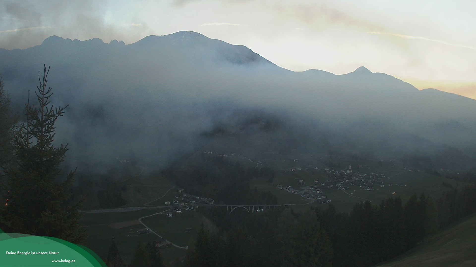 Archiv Foto Webcam Lesachtal Blick über das Tal