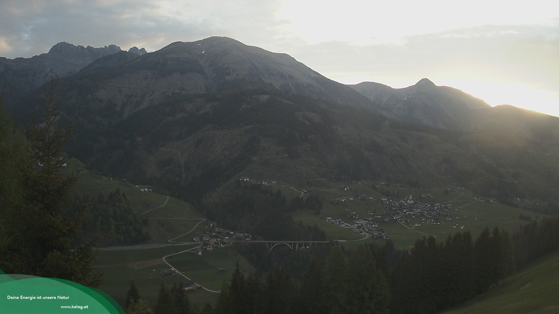 Archiv Foto Webcam Lesachtal Blick über das Tal
