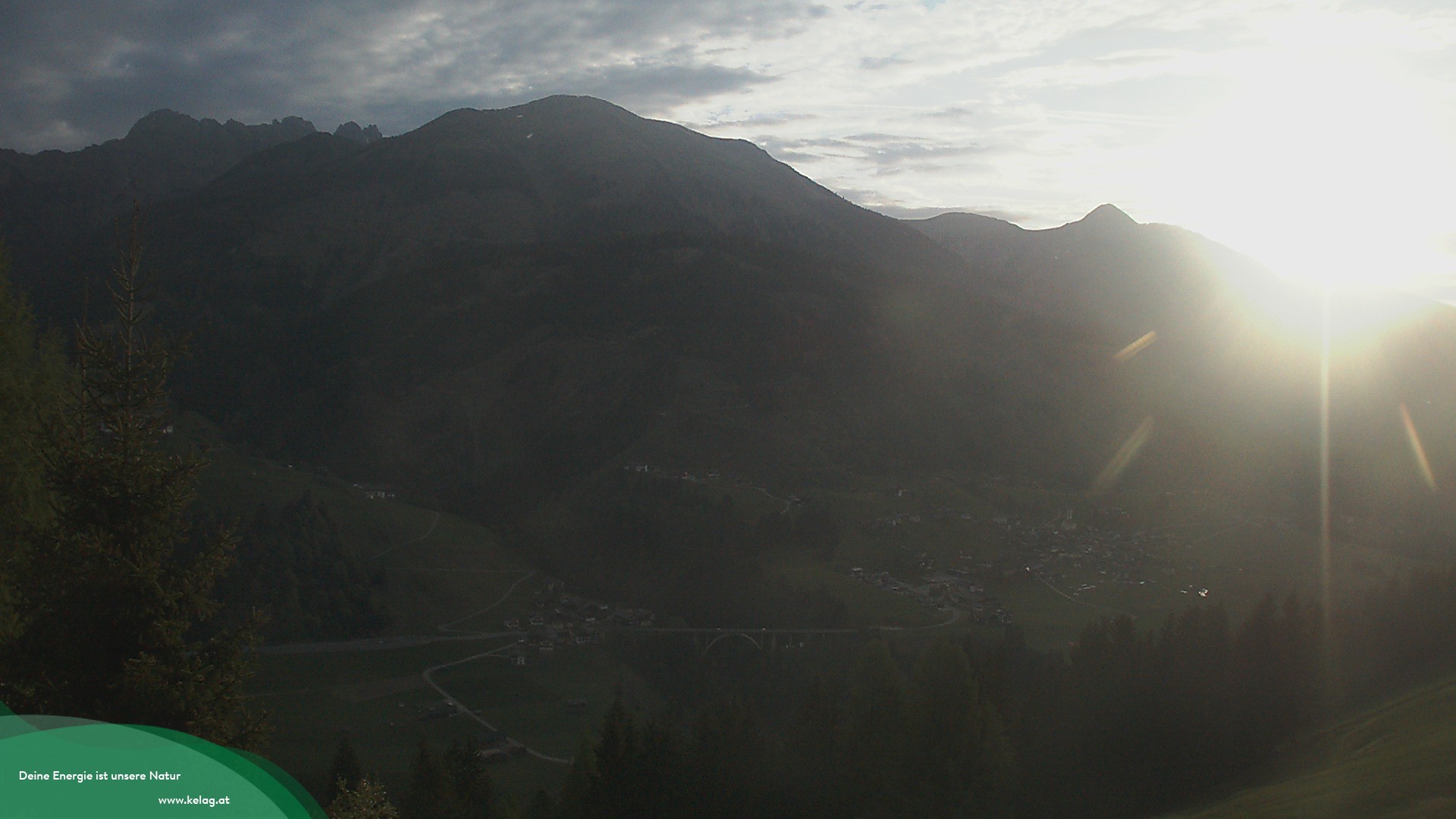 Archiv Foto Webcam Lesachtal Blick über das Tal