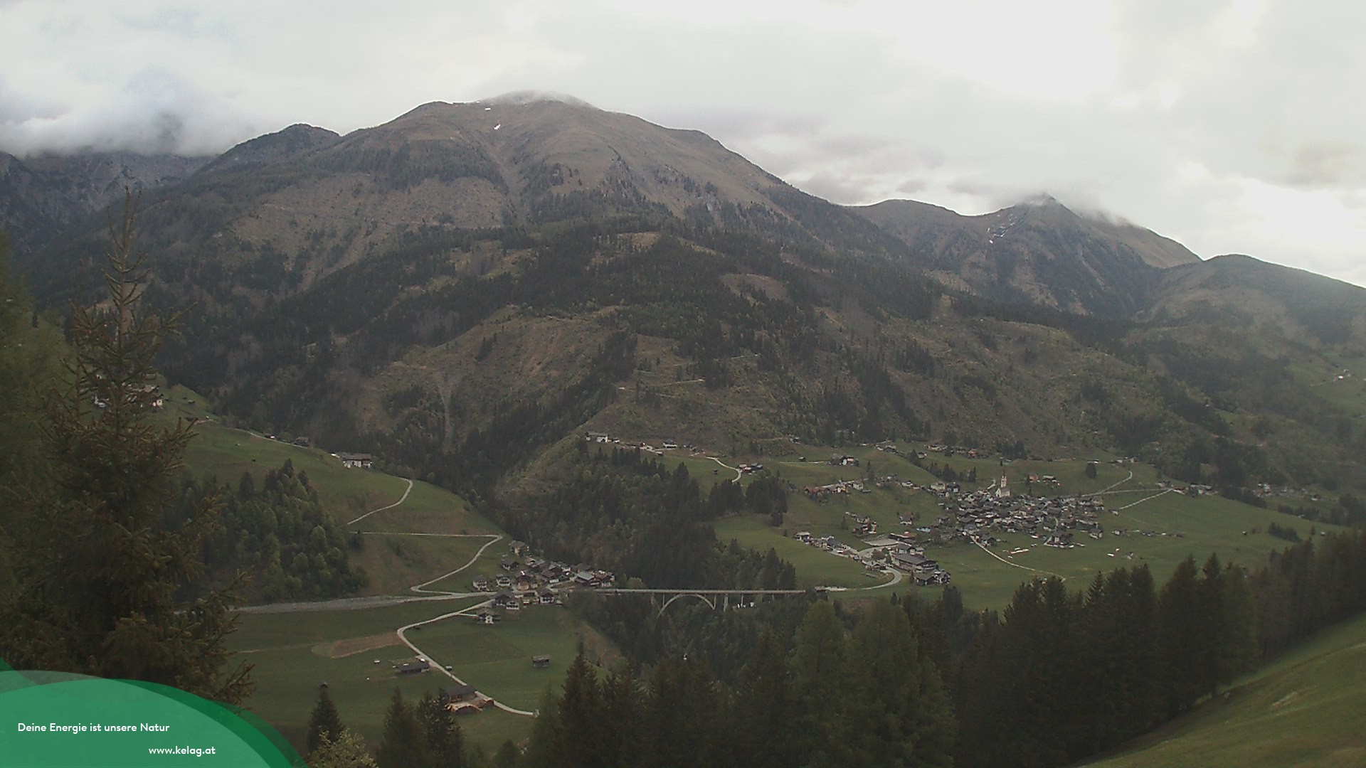 Archiv Foto Webcam Lesachtal Blick über das Tal