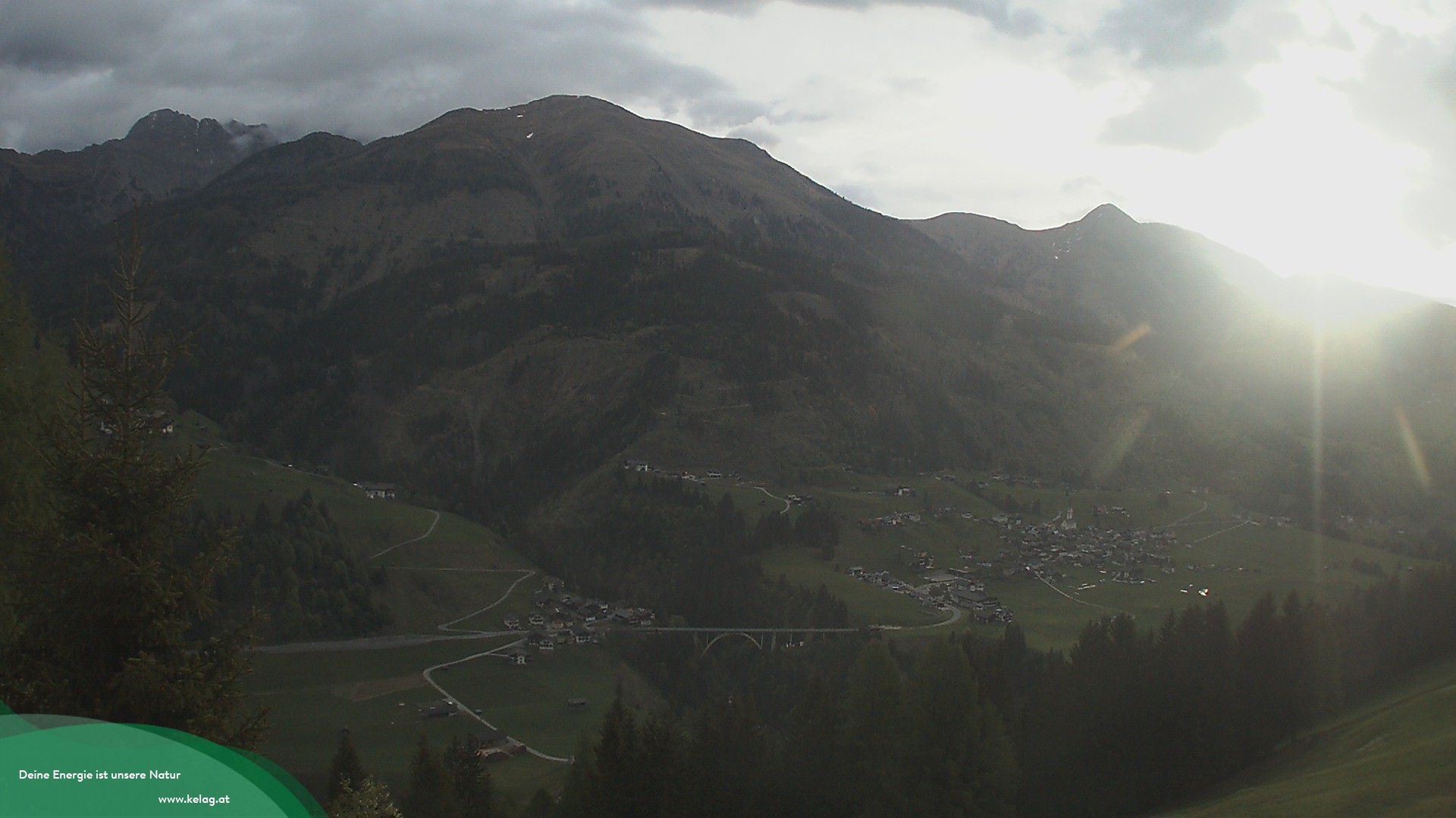 Archiv Foto Webcam Lesachtal Blick über das Tal