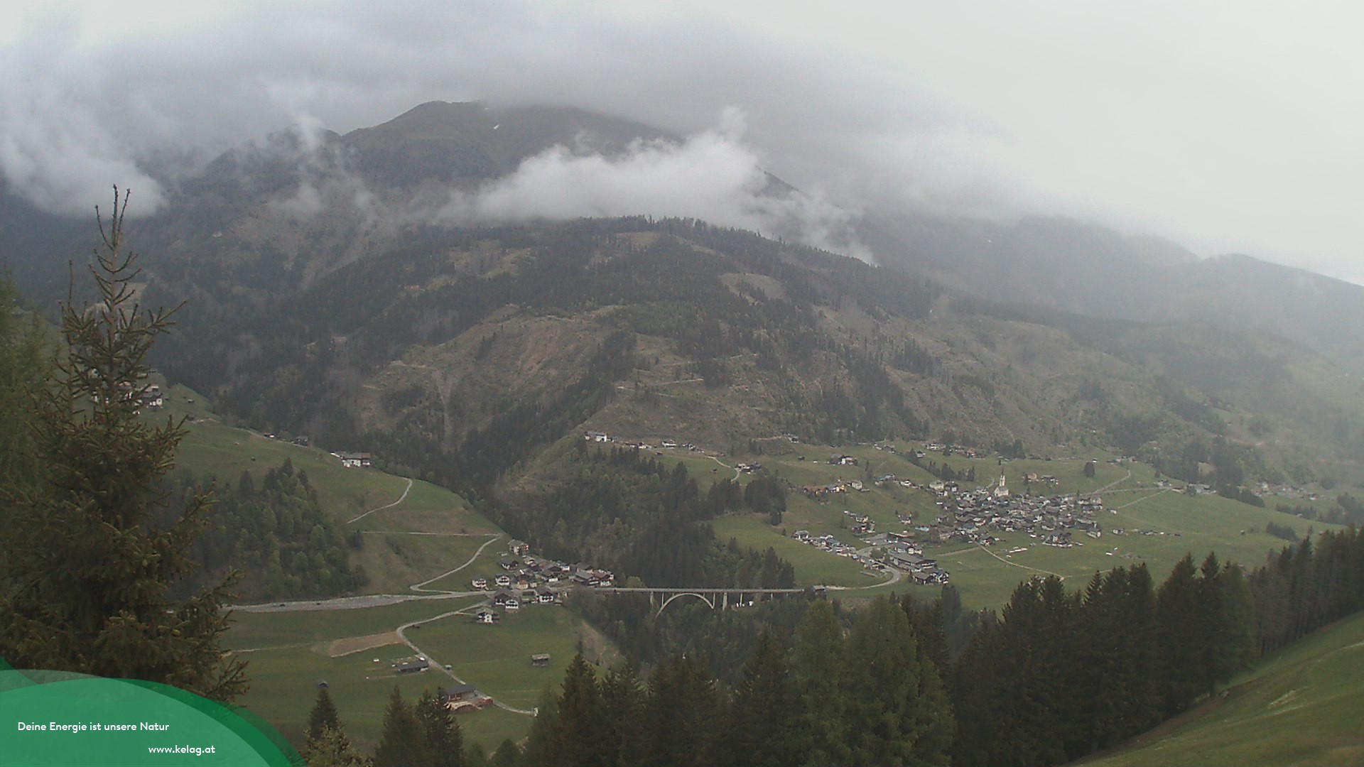 Archiv Foto Webcam Lesachtal Blick über das Tal