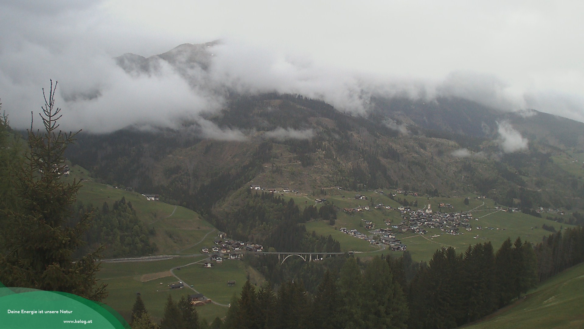 Archiv Foto Webcam Lesachtal Blick über das Tal
