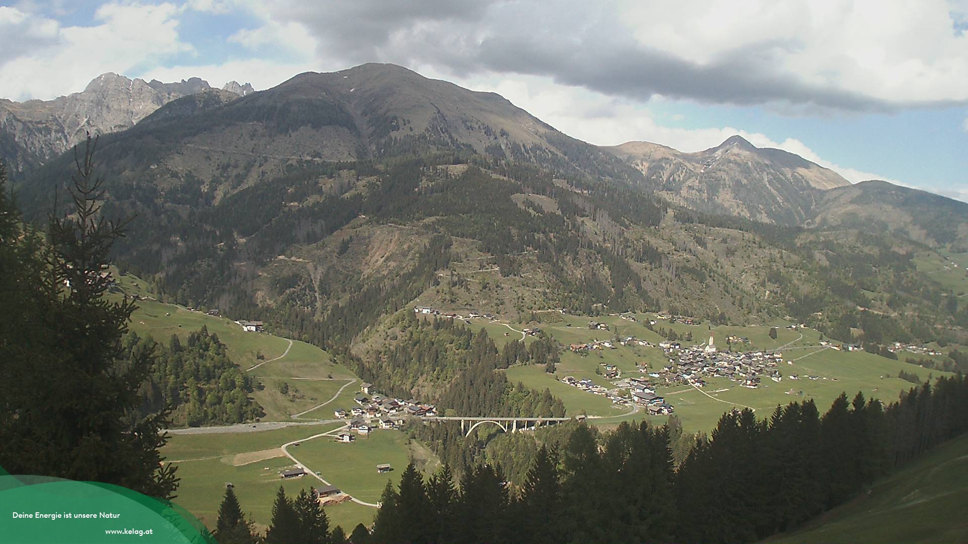 Archiv Foto Webcam Lesachtal Blick über das Tal