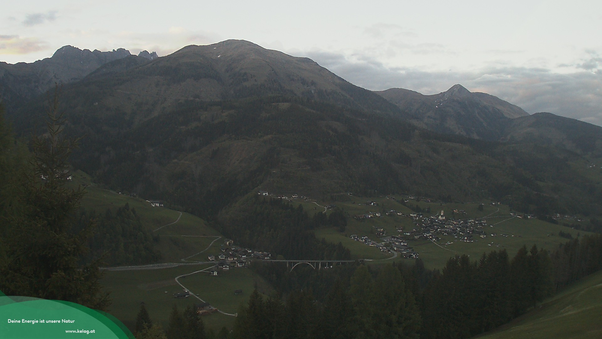 Archiv Foto Webcam Lesachtal Blick über das Tal