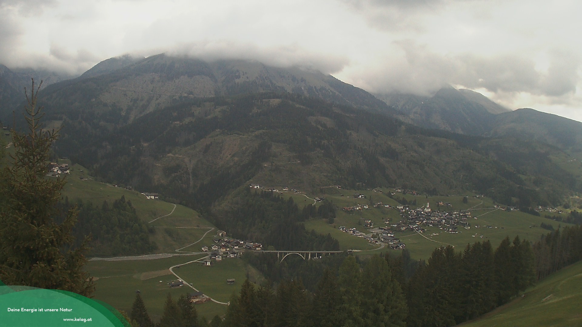 Archiv Foto Webcam Lesachtal Blick über das Tal