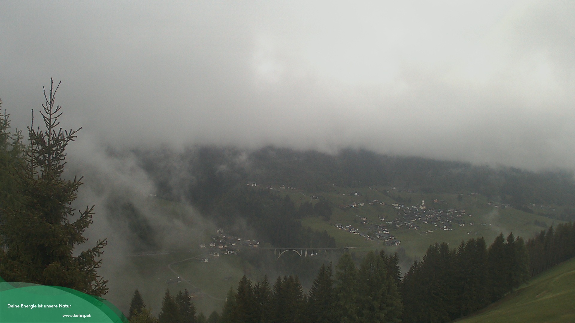 Archiv Foto Webcam Lesachtal Blick über das Tal