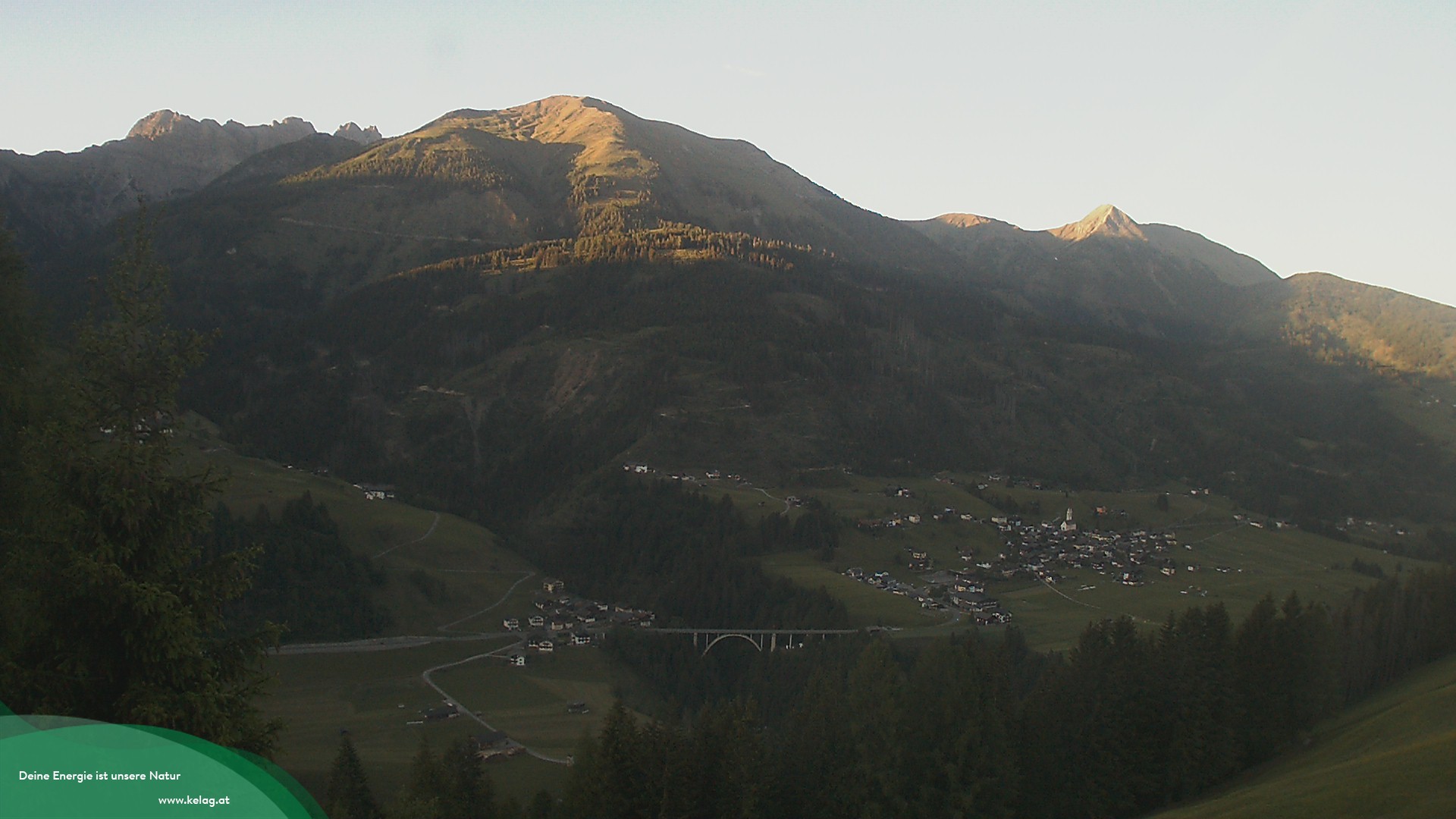 Archiv Foto Webcam Lesachtal Blick über das Tal