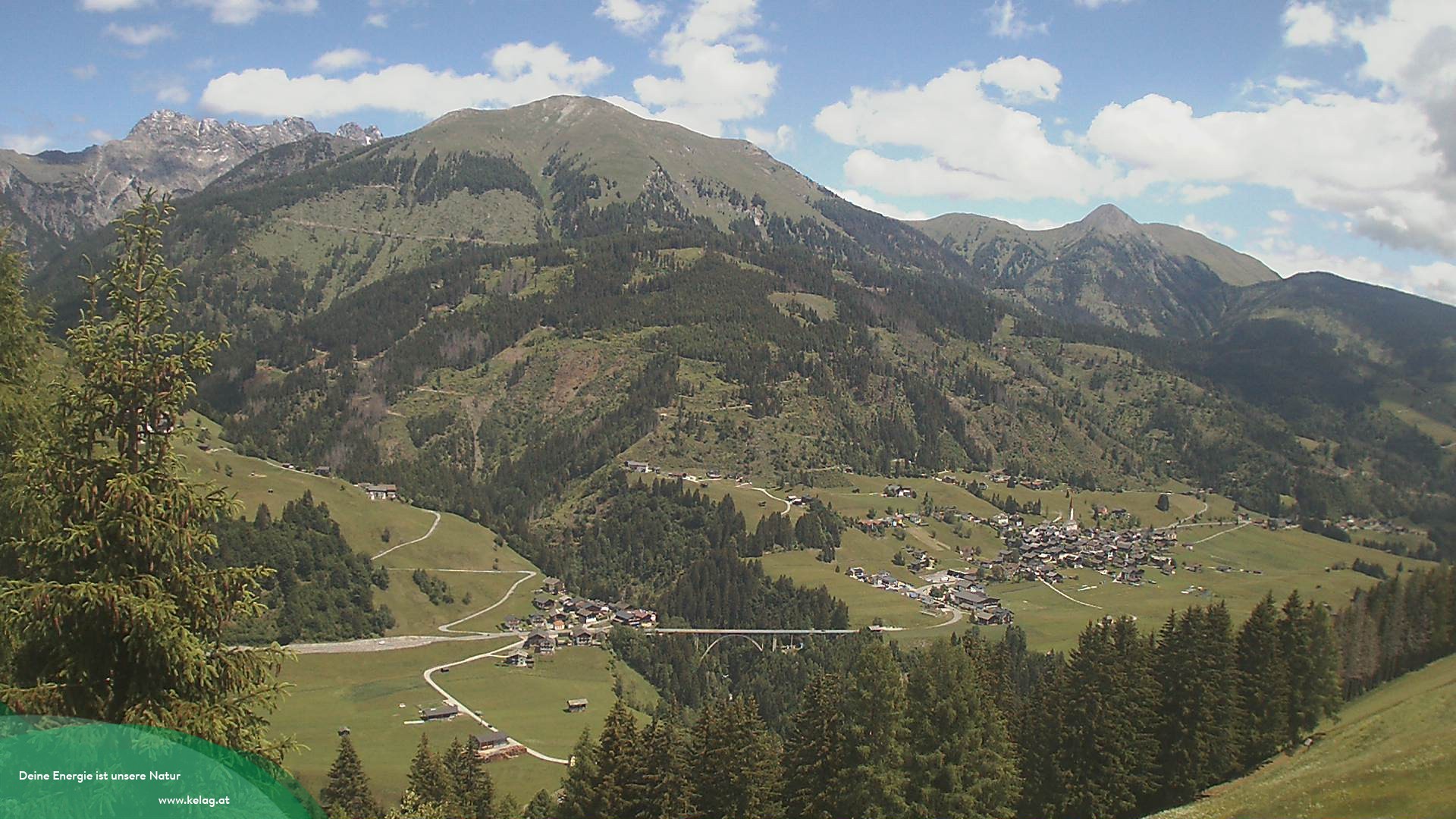 Archiv Foto Webcam Lesachtal Blick über das Tal