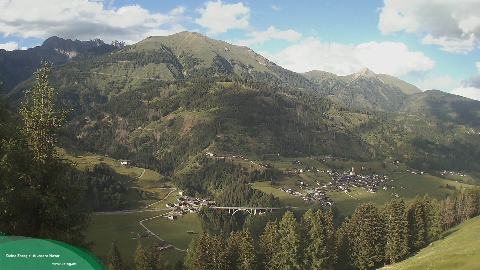 Archiv Foto Webcam Lesachtal Blick über das Tal