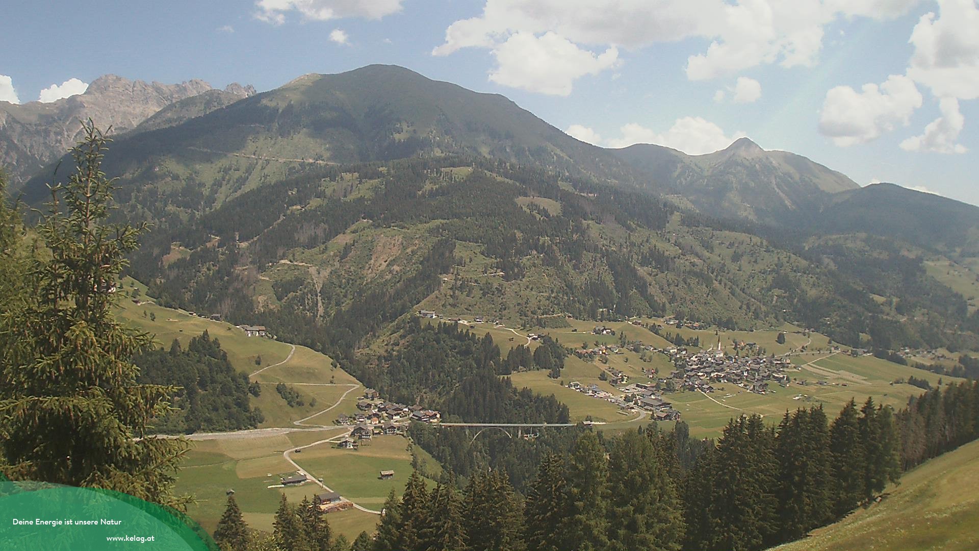 Archiv Foto Webcam Lesachtal Blick über das Tal
