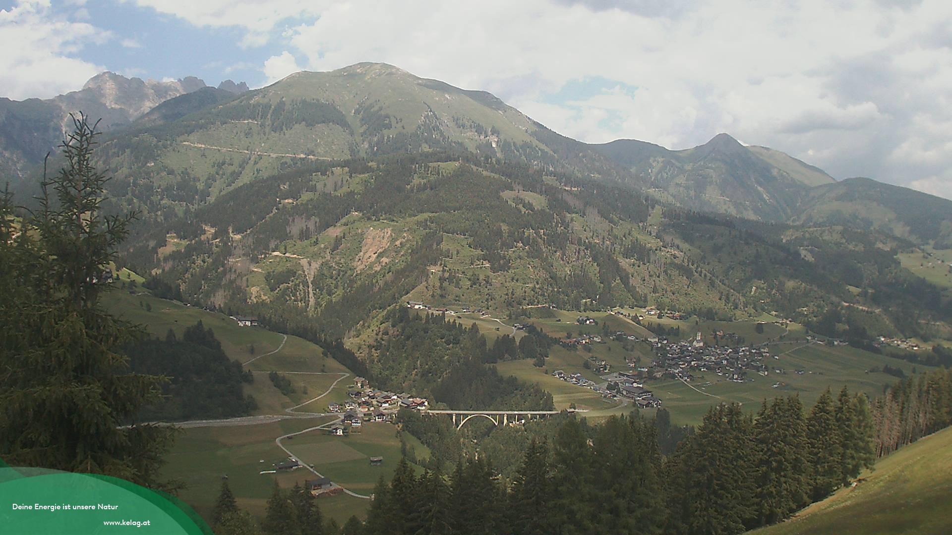 Archiv Foto Webcam Lesachtal Blick über das Tal