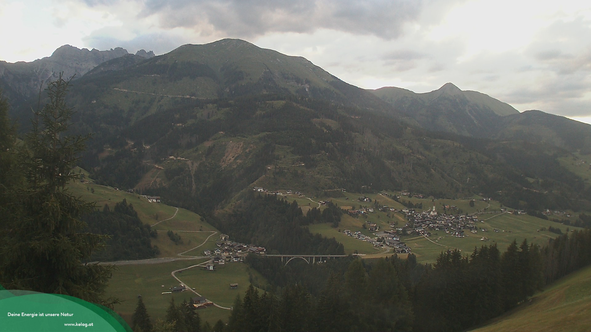 Archiv Foto Webcam Lesachtal Blick über das Tal