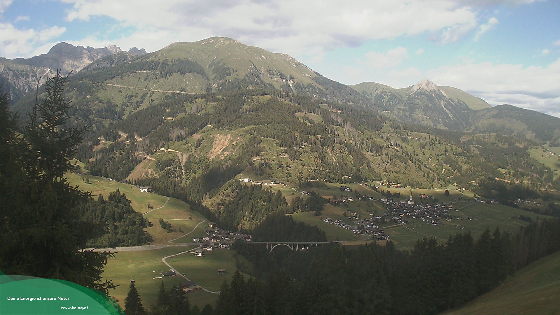 Archiv Foto Webcam Lesachtal Blick über das Tal