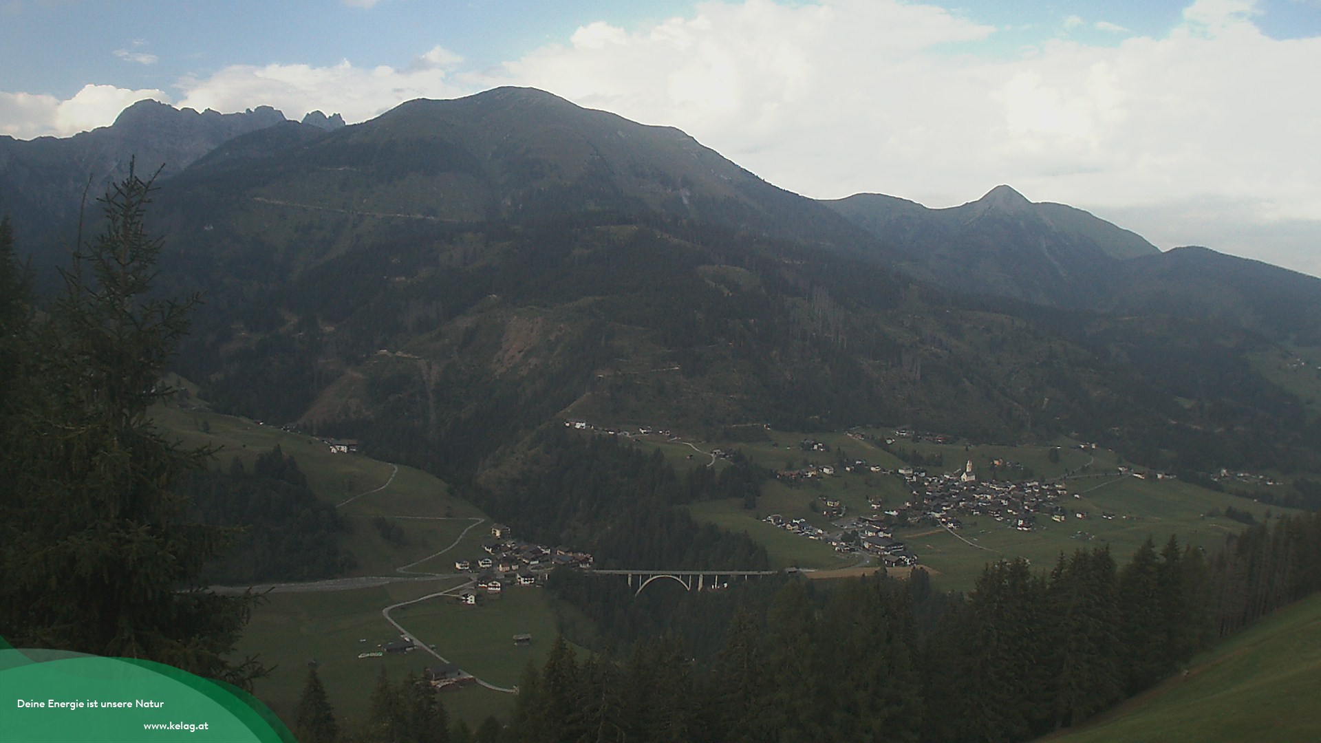 Archiv Foto Webcam Lesachtal Blick über das Tal
