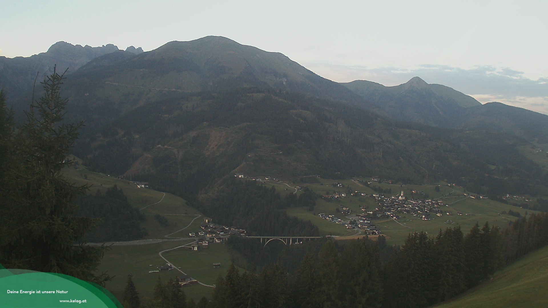 Archiv Foto Webcam Lesachtal Blick über das Tal