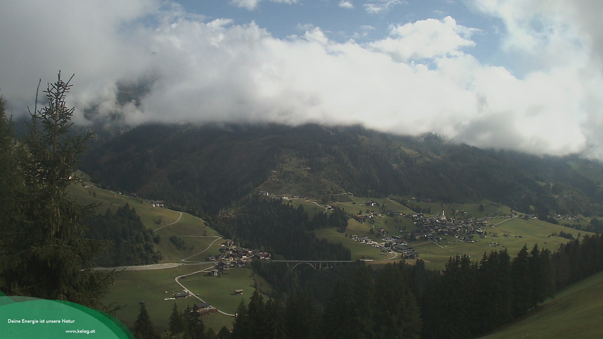 Archiv Foto Webcam Lesachtal Blick über das Tal
