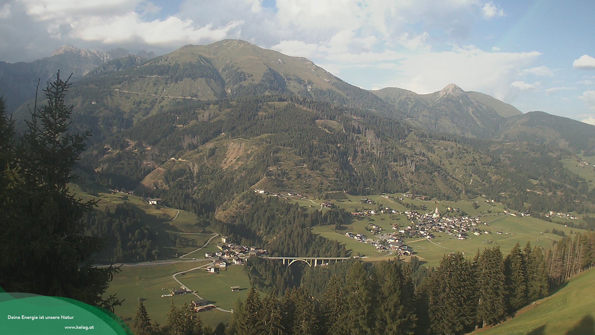 Archived image Webcam Lesachtal View over the valley
