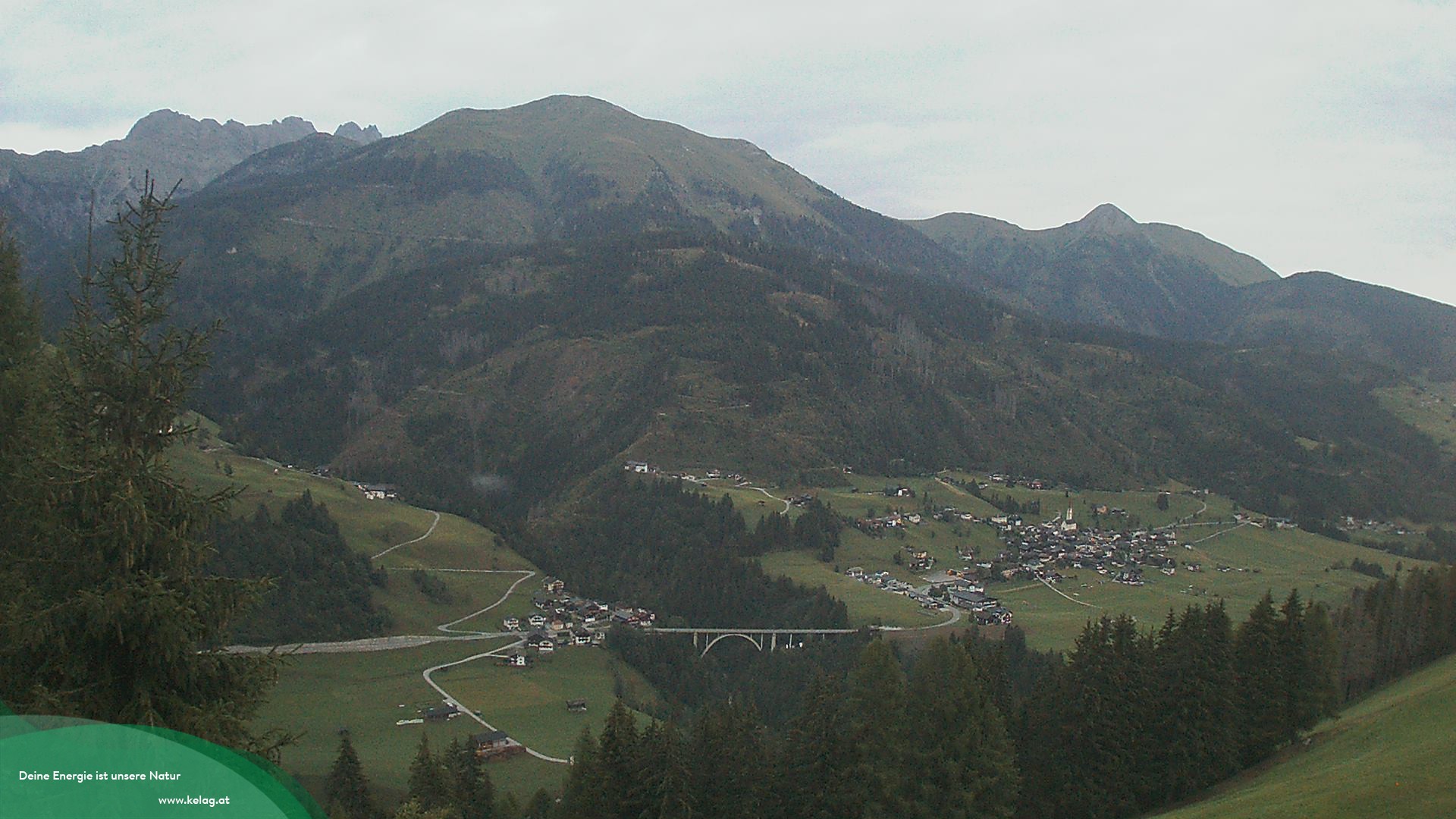 Archiv Foto Webcam Lesachtal Blick über das Tal