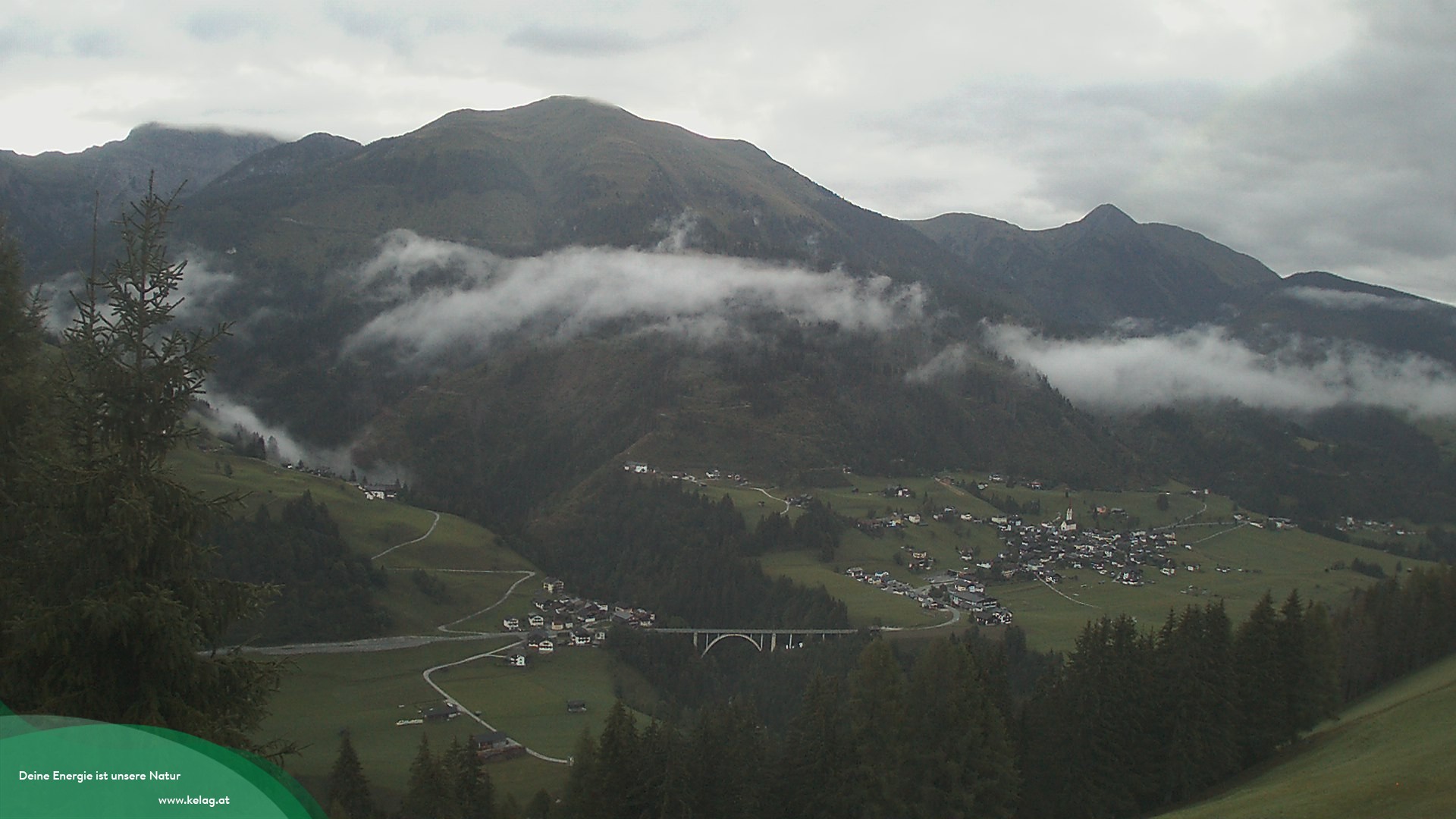 Archiv Foto Webcam Lesachtal Blick über das Tal