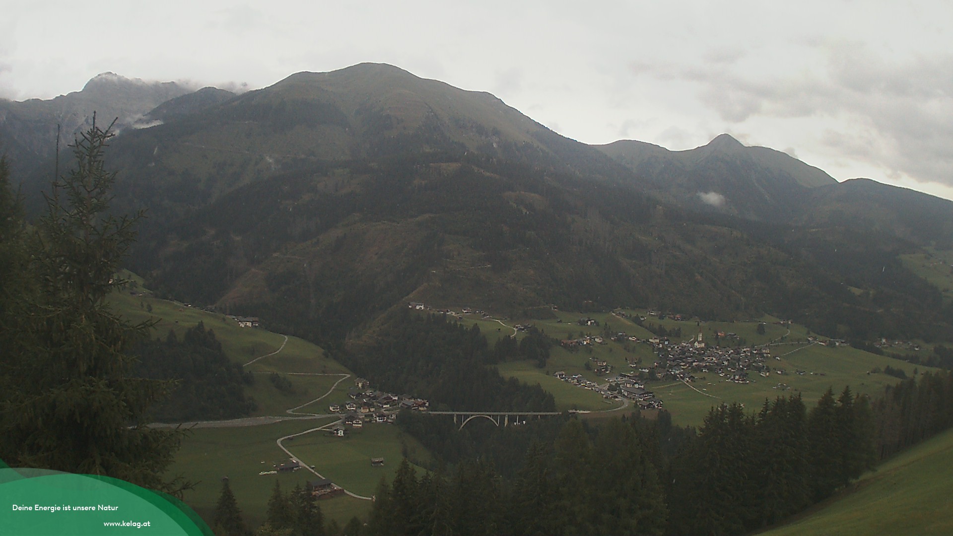 Archiv Foto Webcam Lesachtal Blick über das Tal
