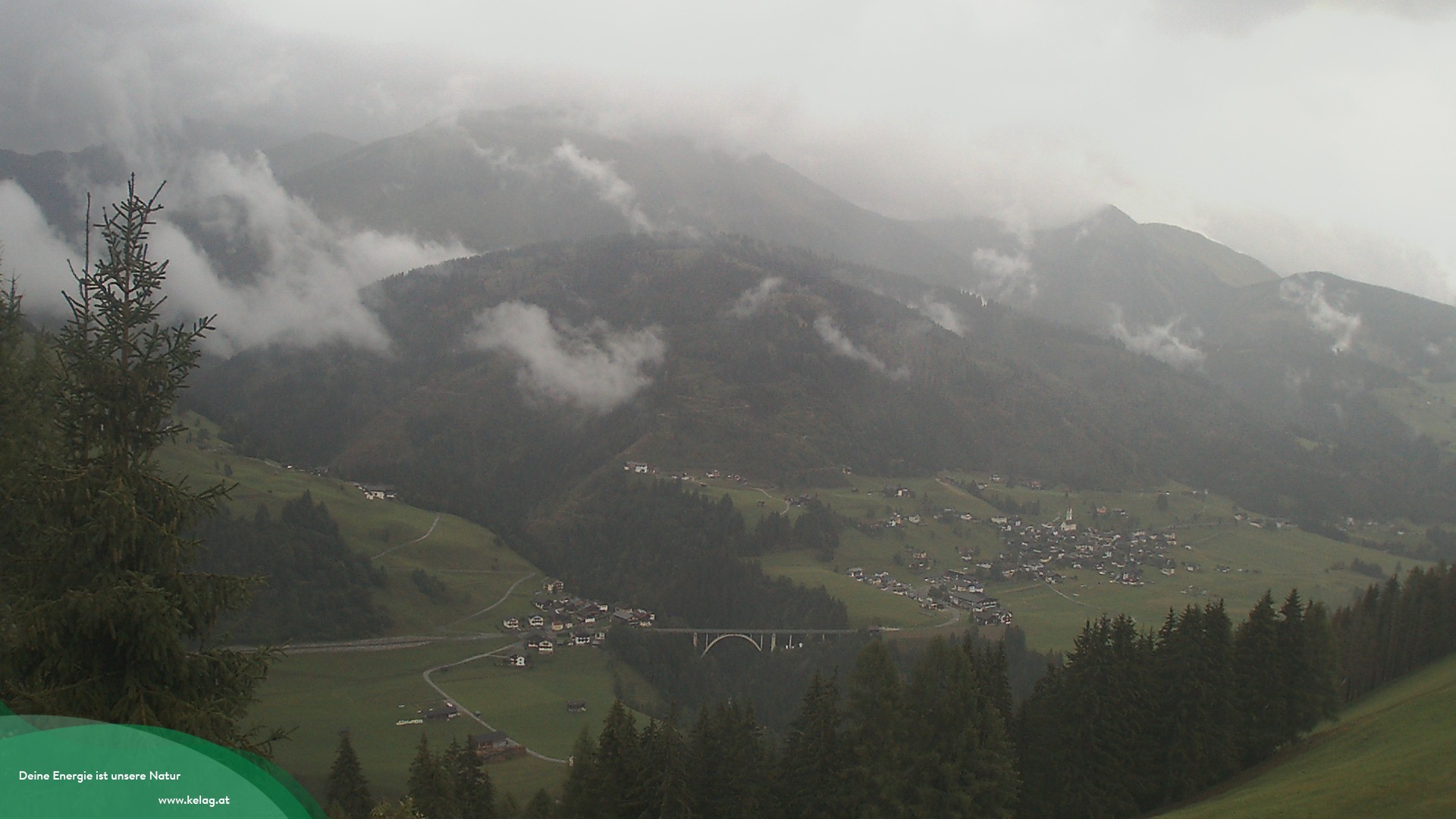 Archiv Foto Webcam Lesachtal Blick über das Tal