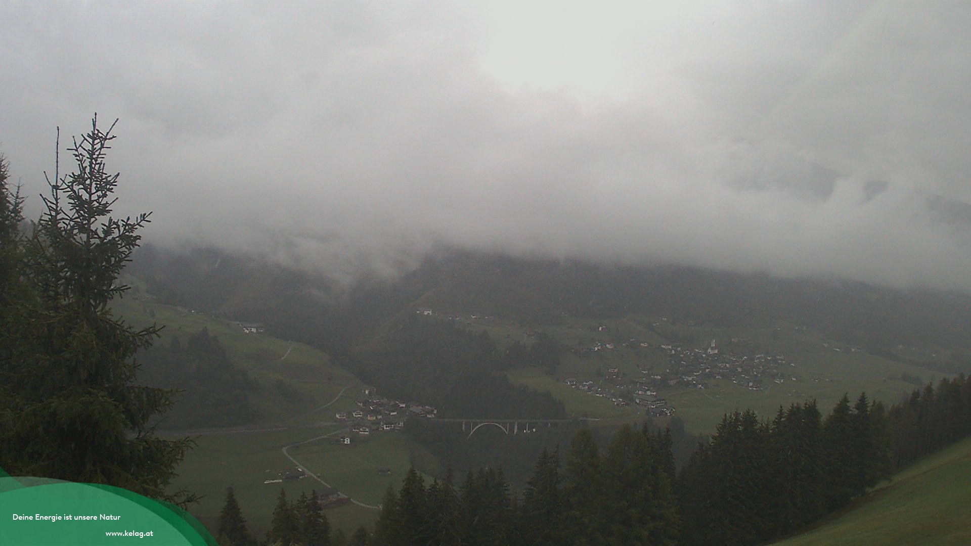 Archiv Foto Webcam Lesachtal Blick über das Tal