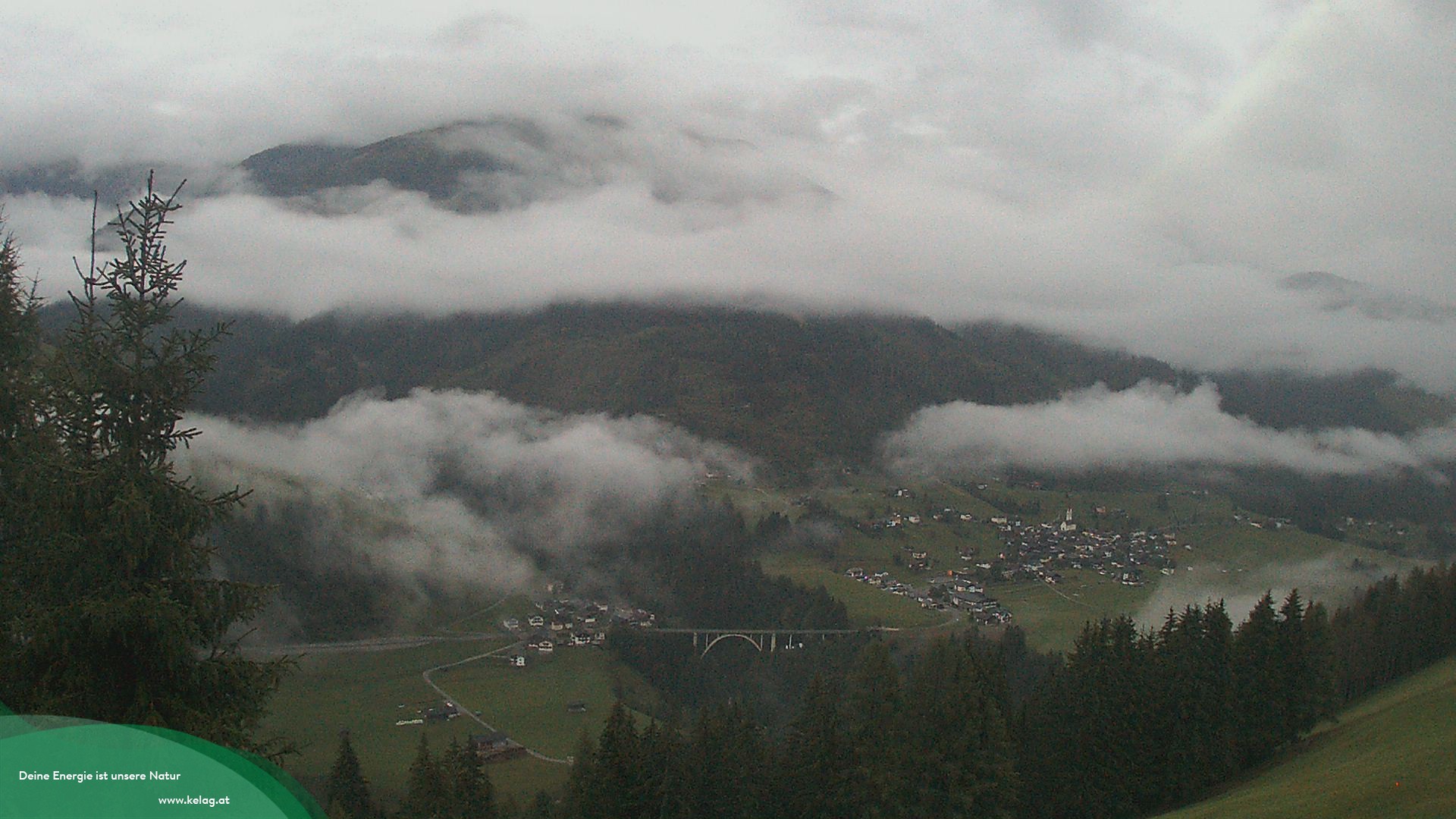 Archiv Foto Webcam Lesachtal Blick über das Tal
