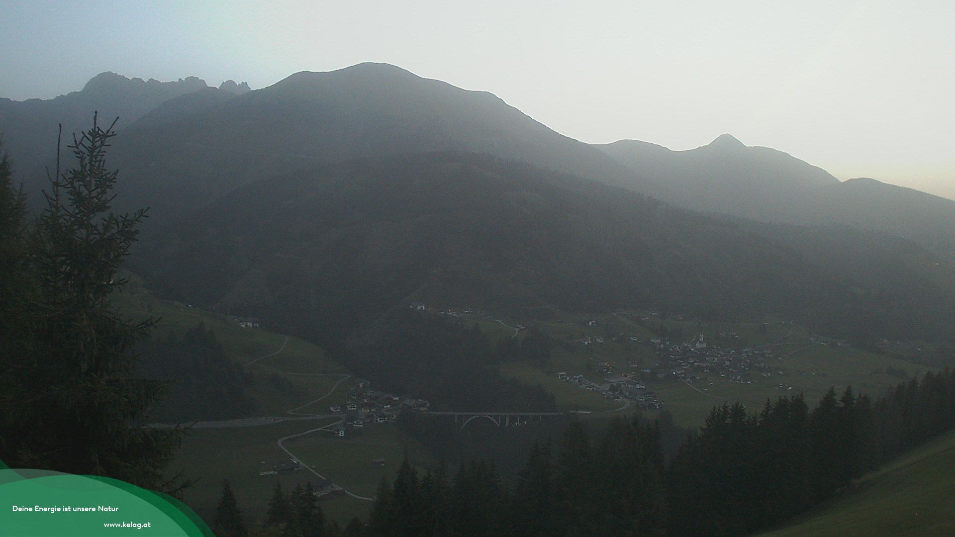 Archiv Foto Webcam Lesachtal Blick über das Tal