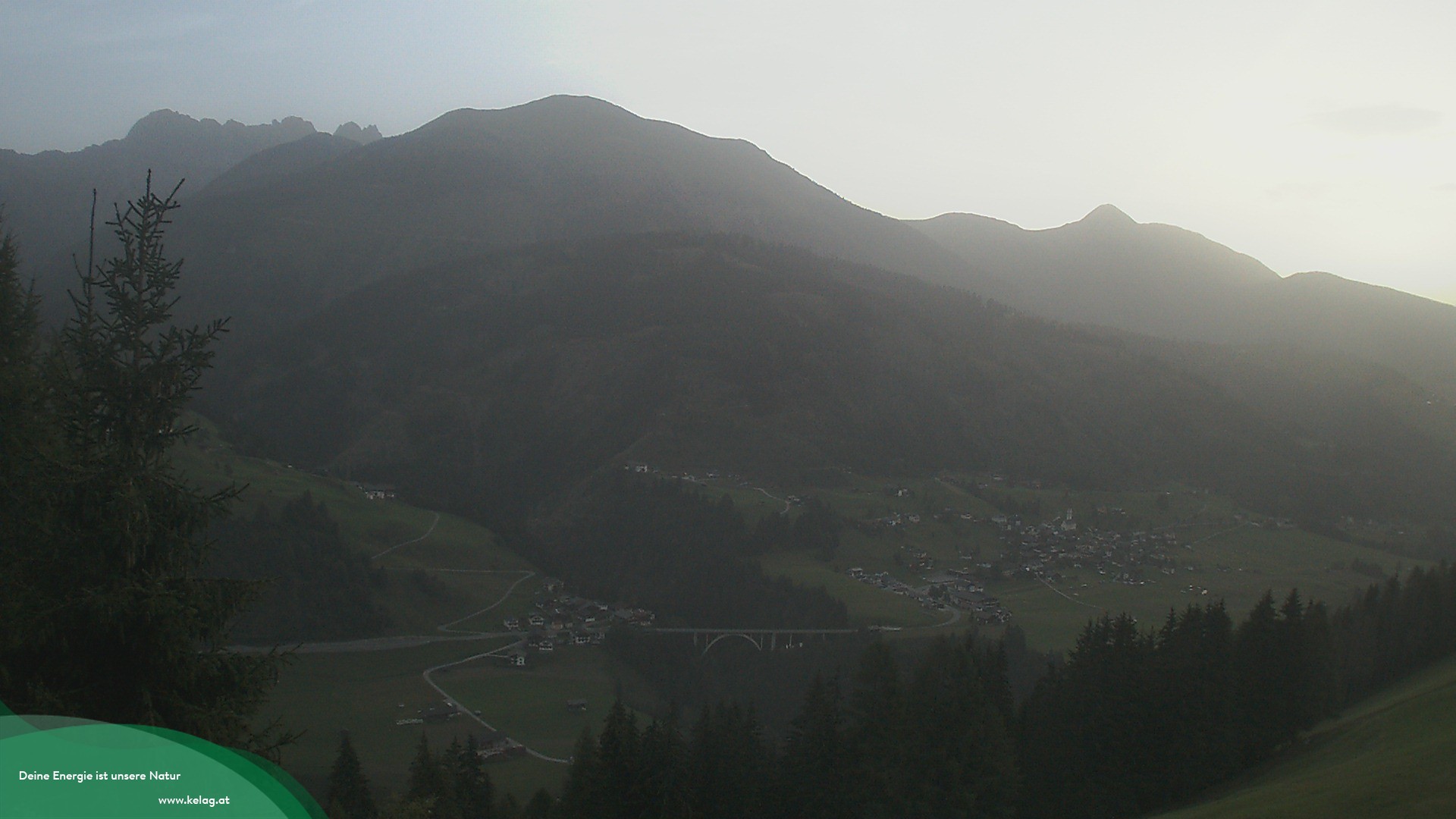 Archiv Foto Webcam Lesachtal Blick über das Tal