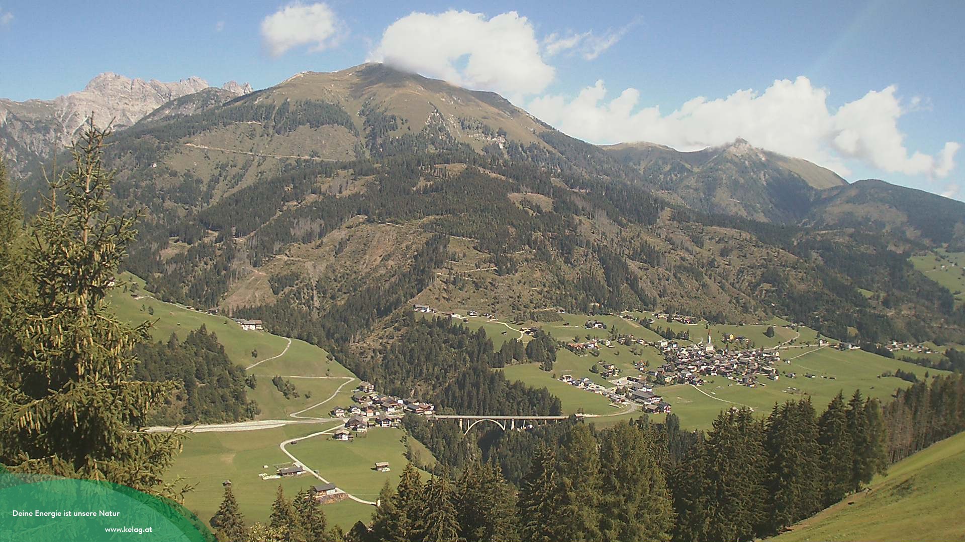 Archived image Webcam Lesachtal View over the valley
