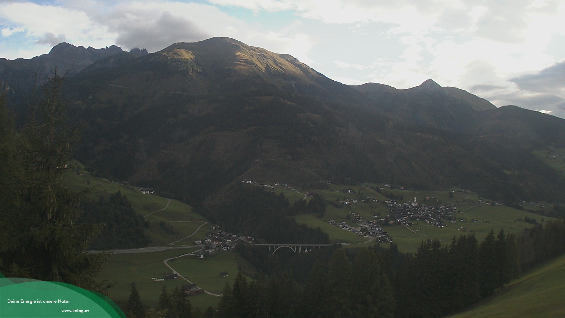 Archiv Foto Webcam Lesachtal Blick über das Tal