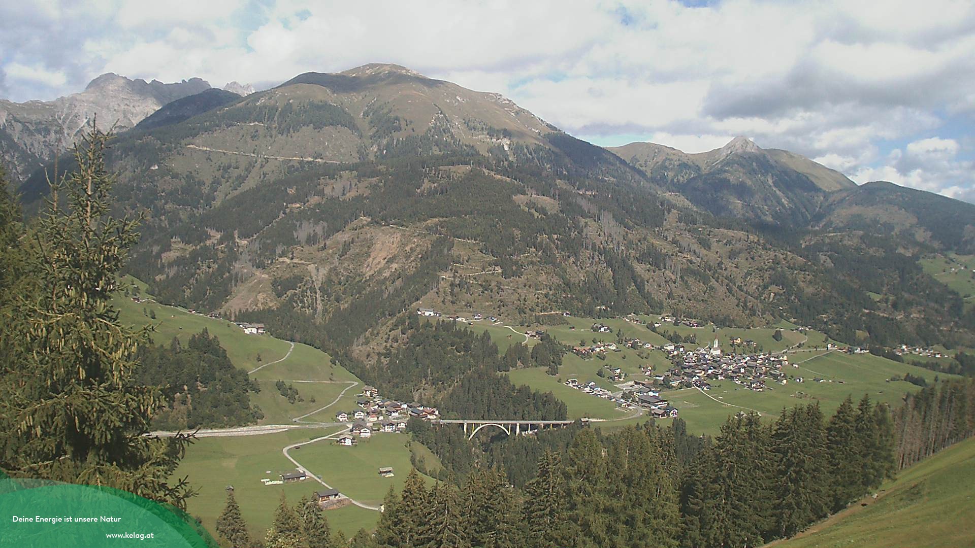 Archiv Foto Webcam Lesachtal Blick über das Tal
