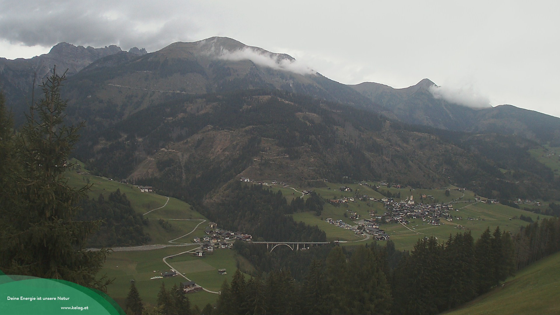 Archiv Foto Webcam Lesachtal Blick über das Tal