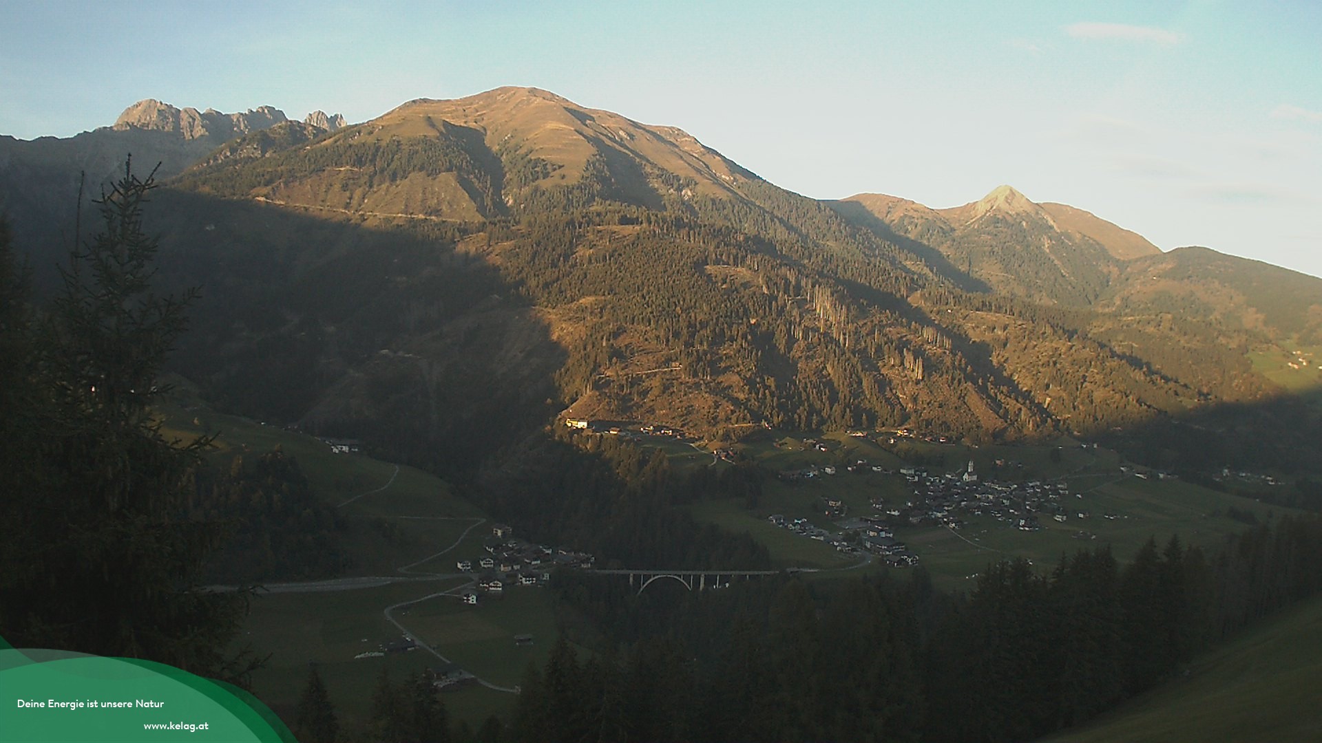 Archiv Foto Webcam Lesachtal Blick über das Tal