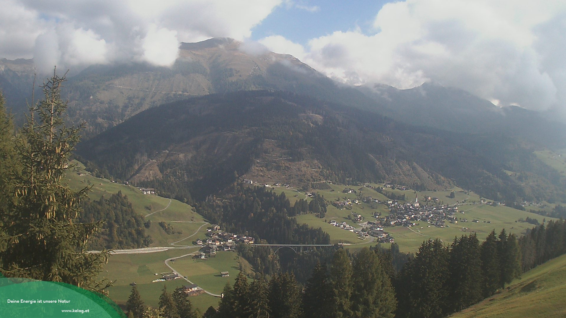 Archiv Foto Webcam Lesachtal Blick über das Tal