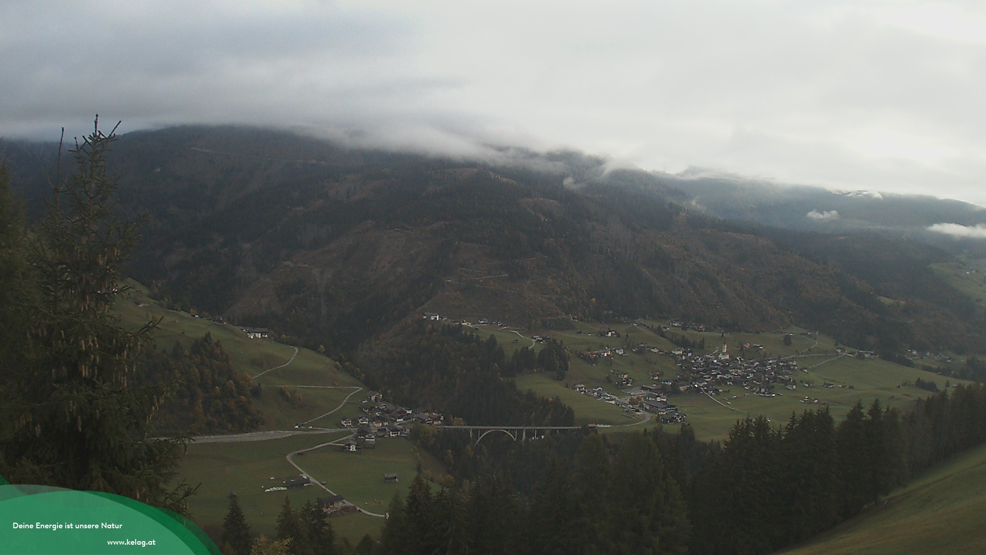 Archiv Foto Webcam Lesachtal Blick über das Tal