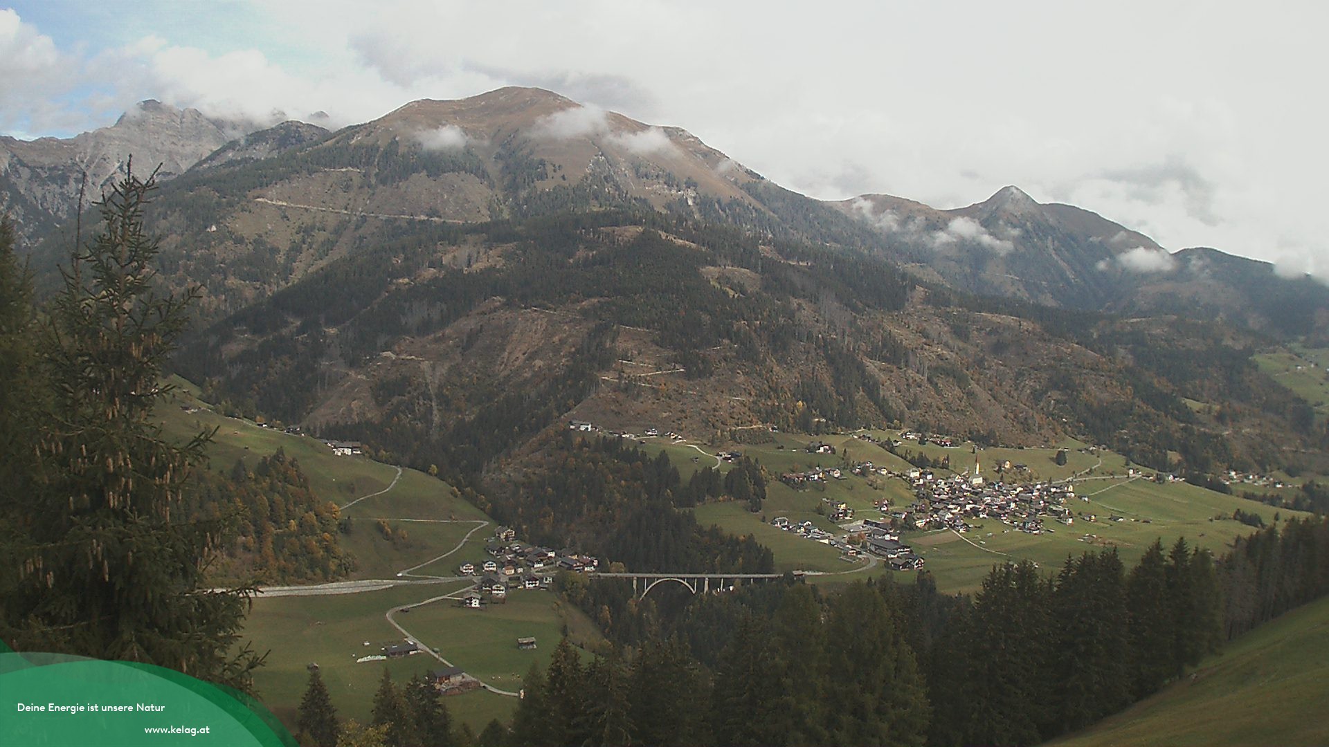 Archiv Foto Webcam Lesachtal Blick über das Tal