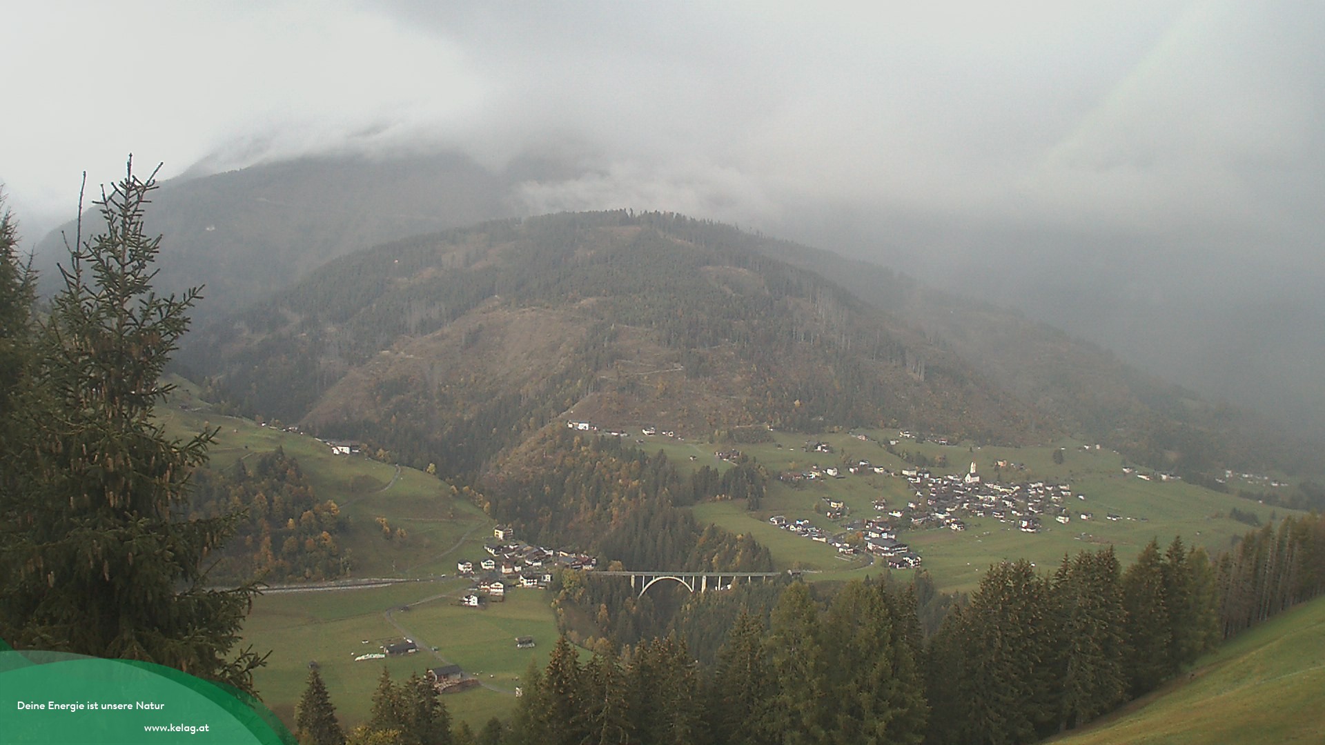 Archiv Foto Webcam Lesachtal Blick über das Tal