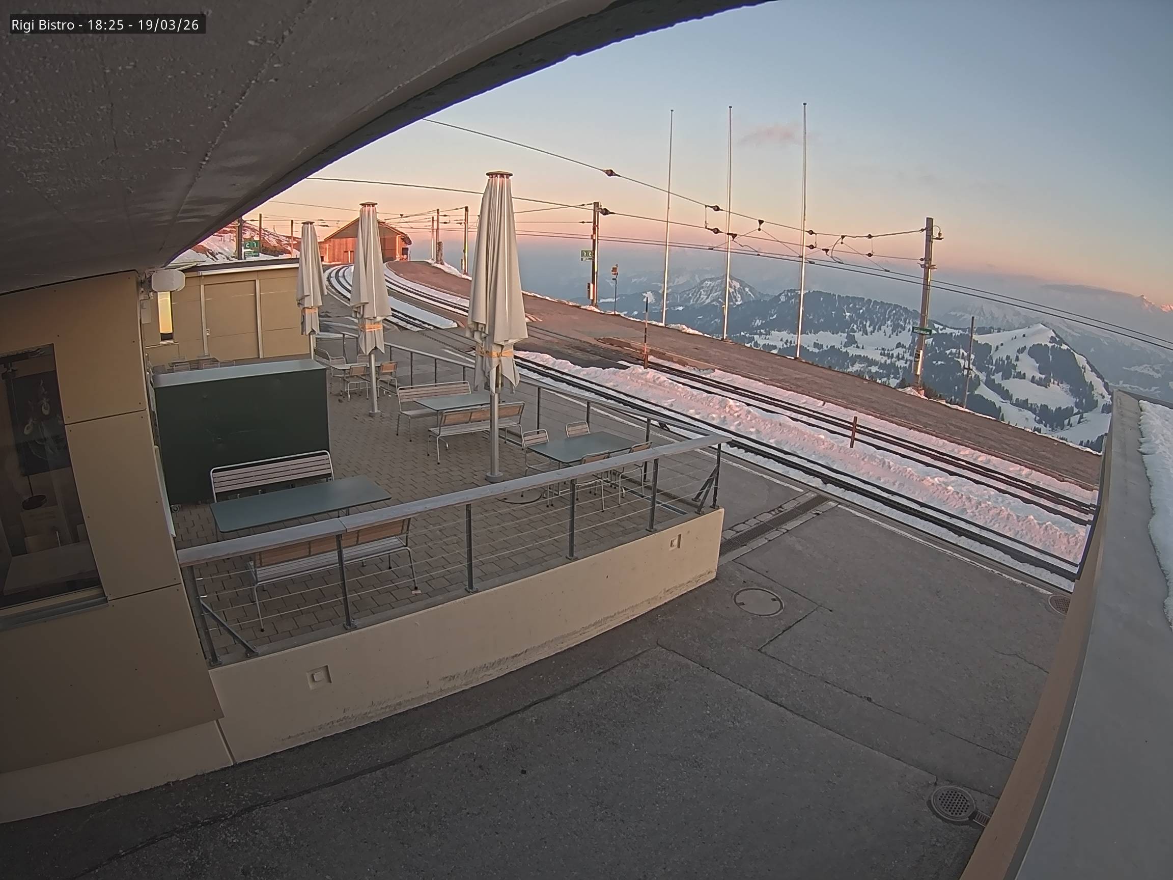 Archiv Foto Webcam Blick auf Rigi Kulm, Bergrestaurant