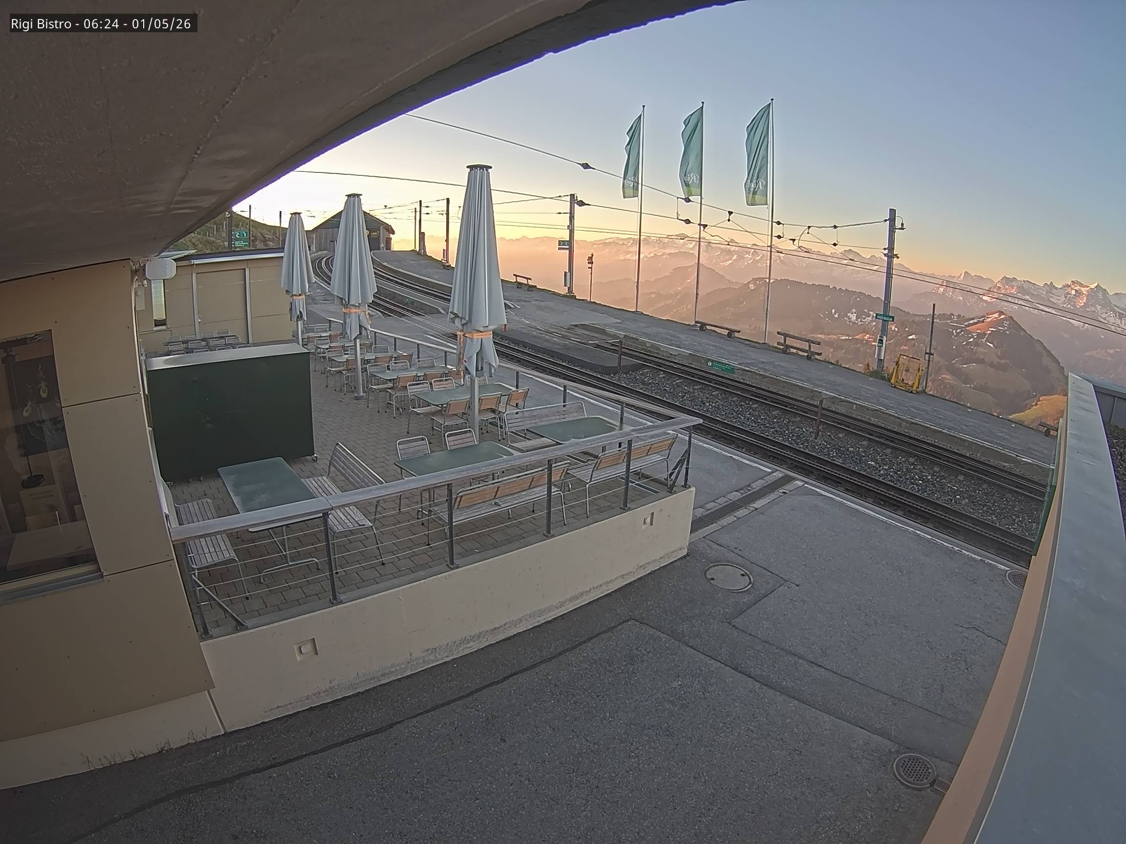 Archived image Webcam View of Rigi Kulm - mountain restaurant