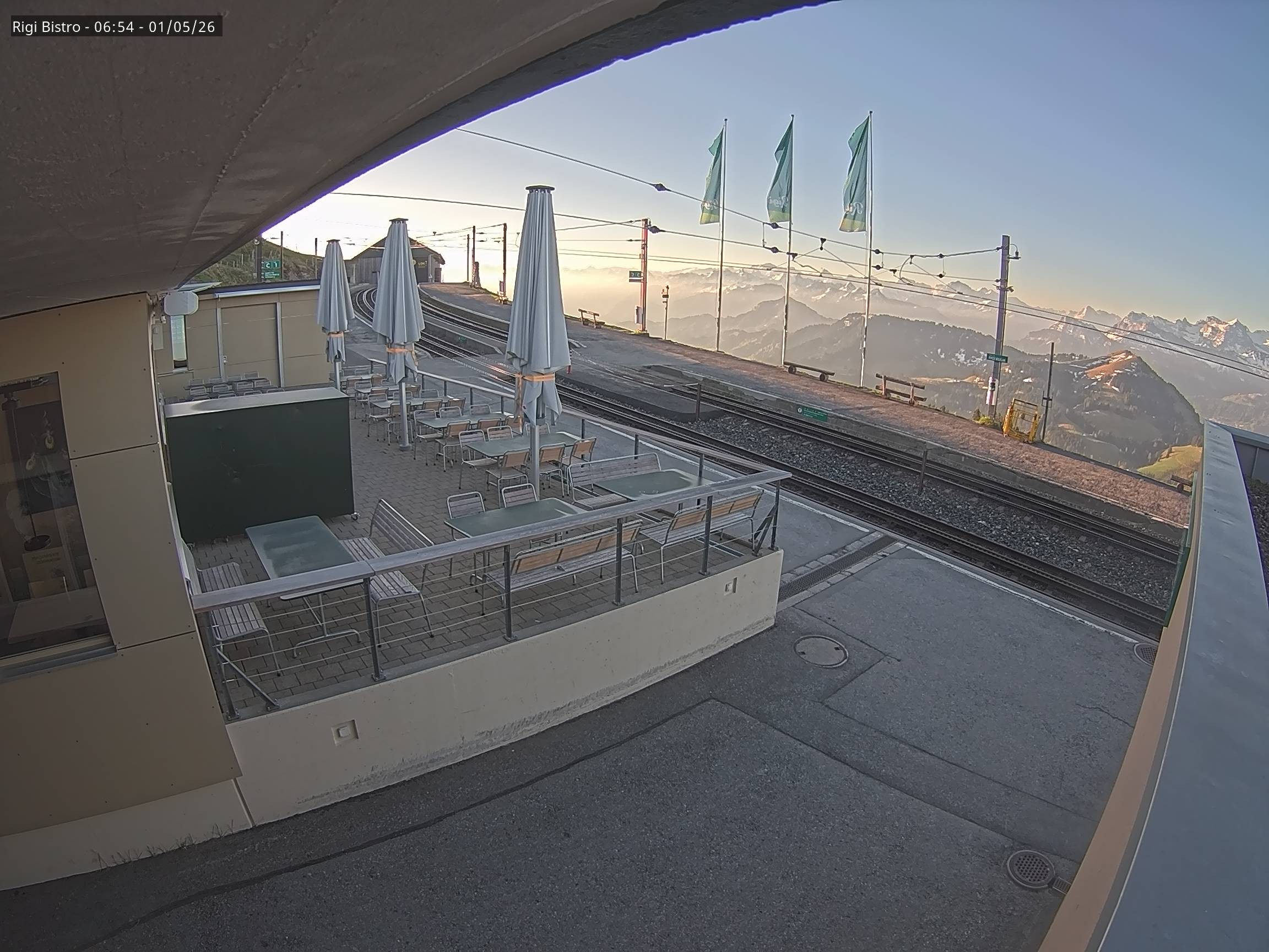 Archived image Webcam View of Rigi Kulm - mountain restaurant