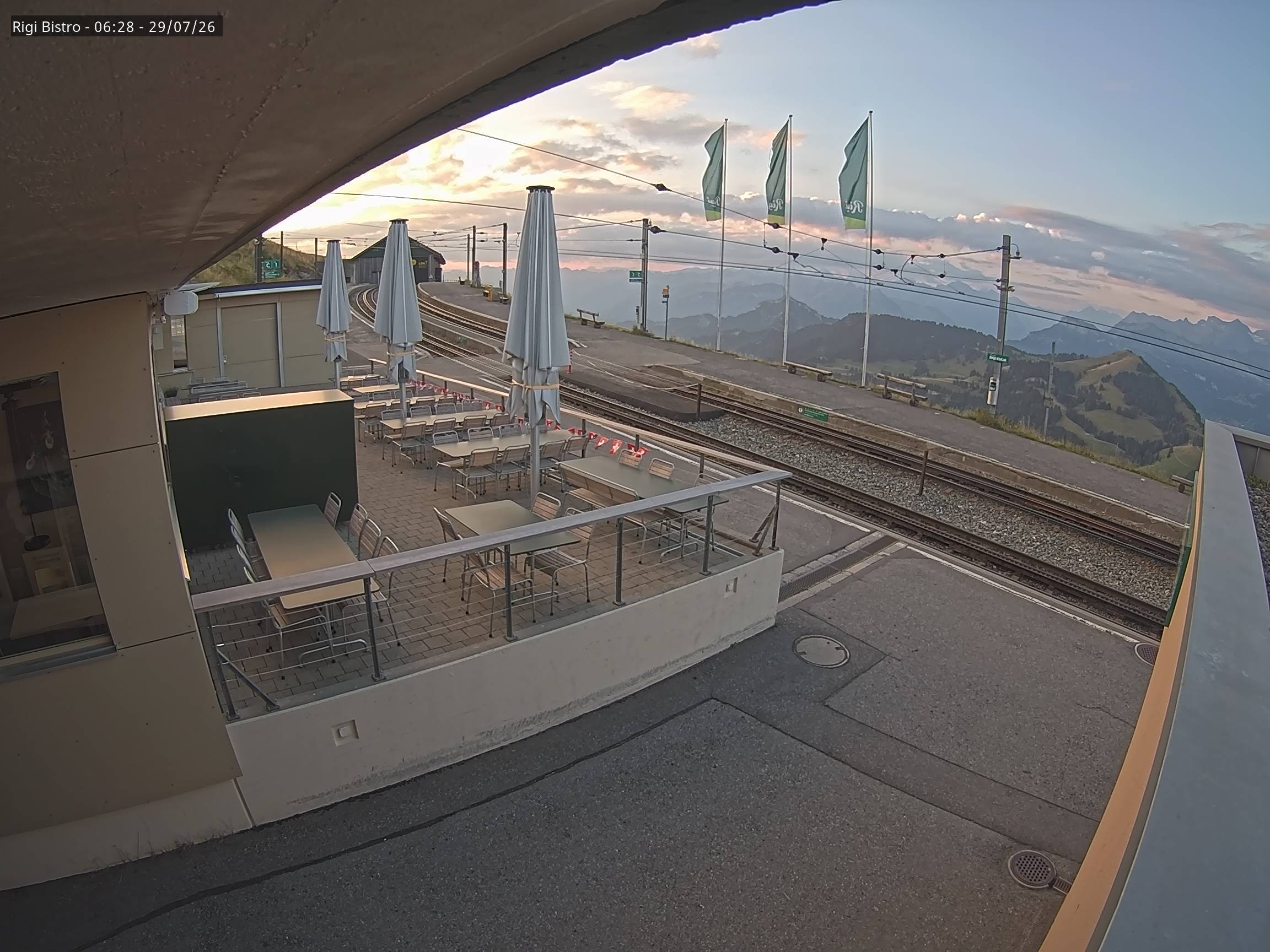 Archiv Foto Webcam Blick auf Rigi Kulm, Bergrestaurant